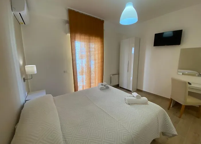 Casa Al Vicolo 2 Bed and Breakfast 4*