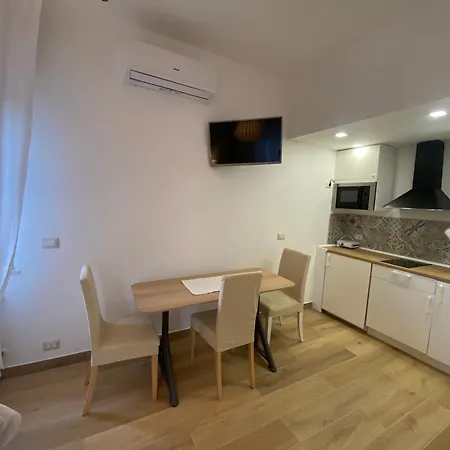 Alojamento de Acomodação e Pequeno-almoço Casa Al Vicolo 2 Taormina