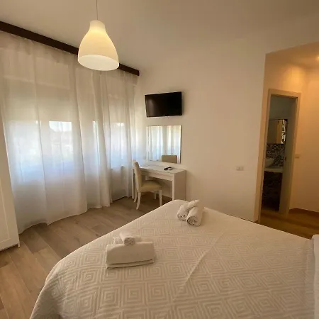 Alojamento de Acomodação e Pequeno-almoço Casa Al Vicolo 2