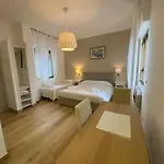 Casa Al Vicolo 2 Bed and Breakfast Ταορμίνα