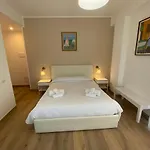 Casa Al Vicolo 2 Bed and Breakfast Ταορμίνα